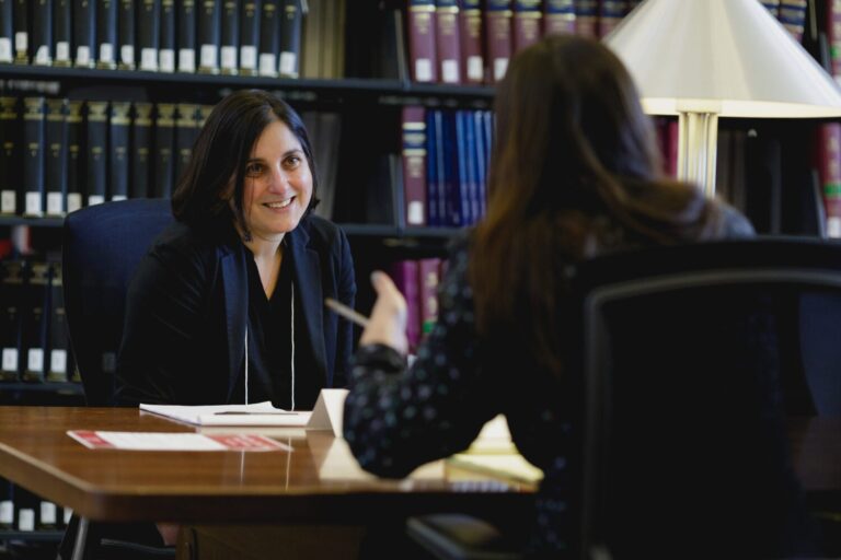 Quelle est la meilleure voie pour étudier le droit après le bac