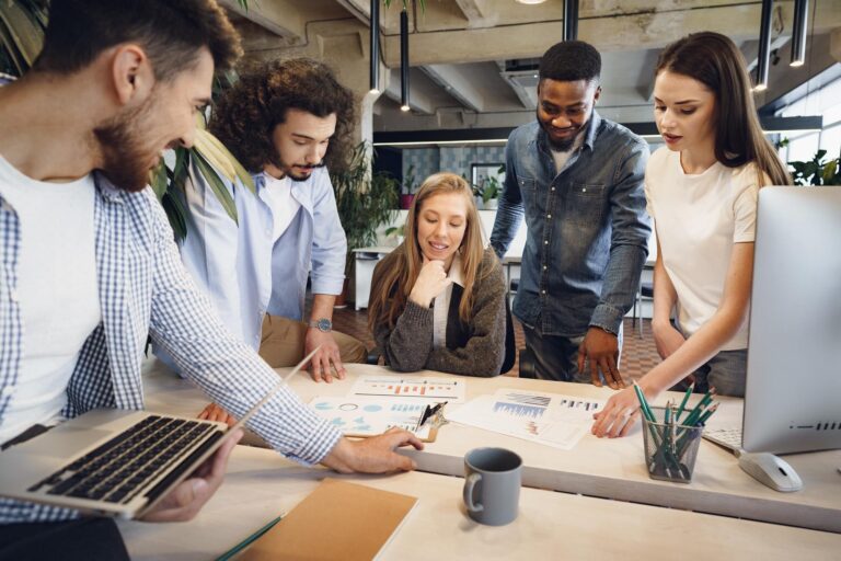 À partir de combien de salariés doit-on créer un comité d’entreprise