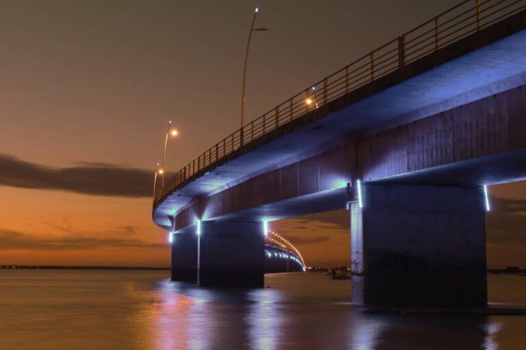 pont de lile doleron au coucher de soleil