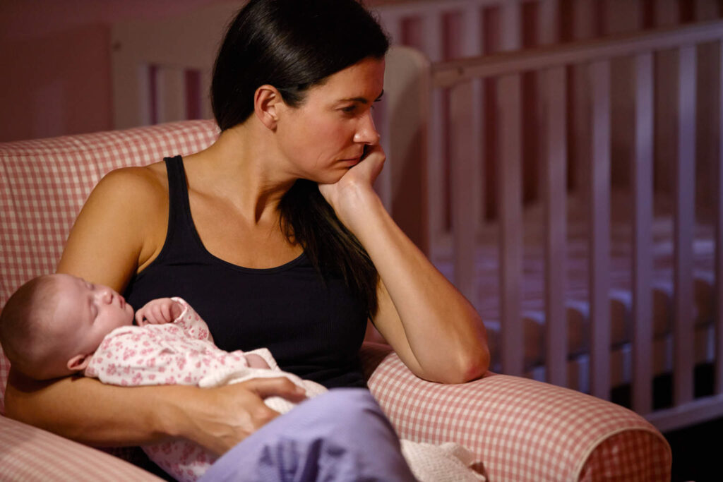 Comment obtenir le congé parental pour une mère isolée à la CAF