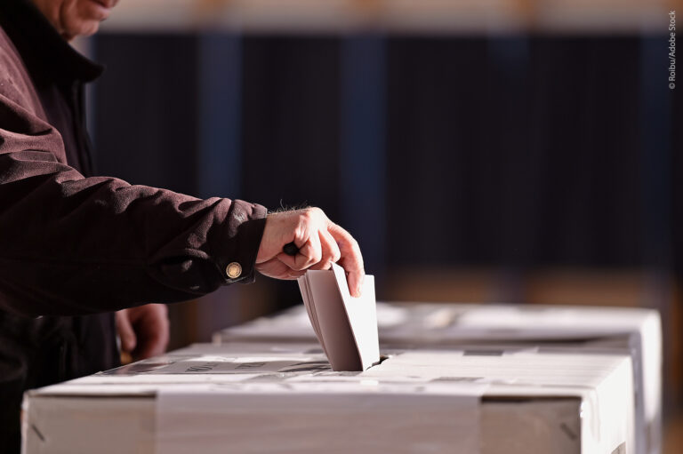 Pourquoi le vote n’est-il pas rendu obligatoire en France