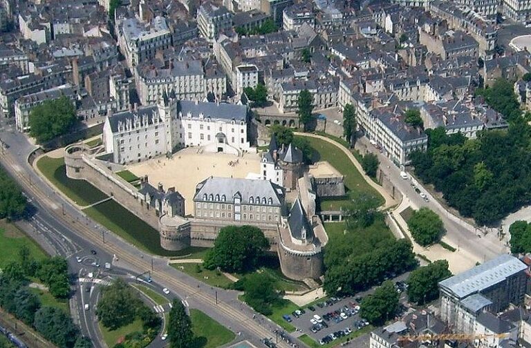 vue exterieure du ministere a nantes