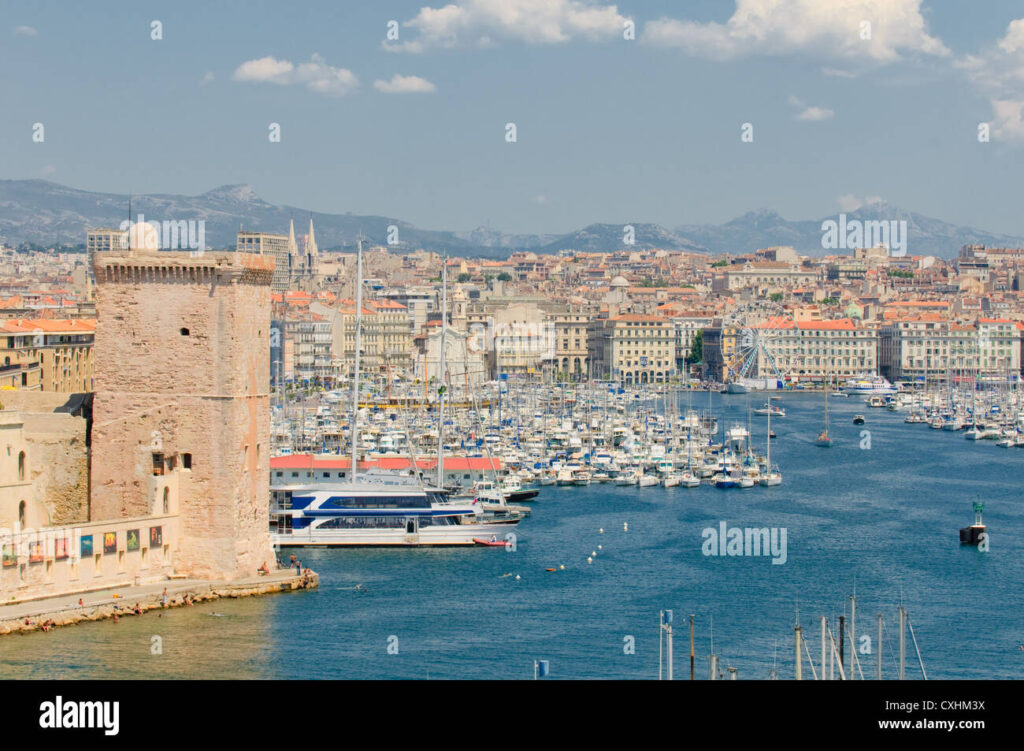 Quel est le code postal du Vieux Port à Marseille